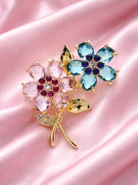 Romantic Pastel Gold Floral Brooch